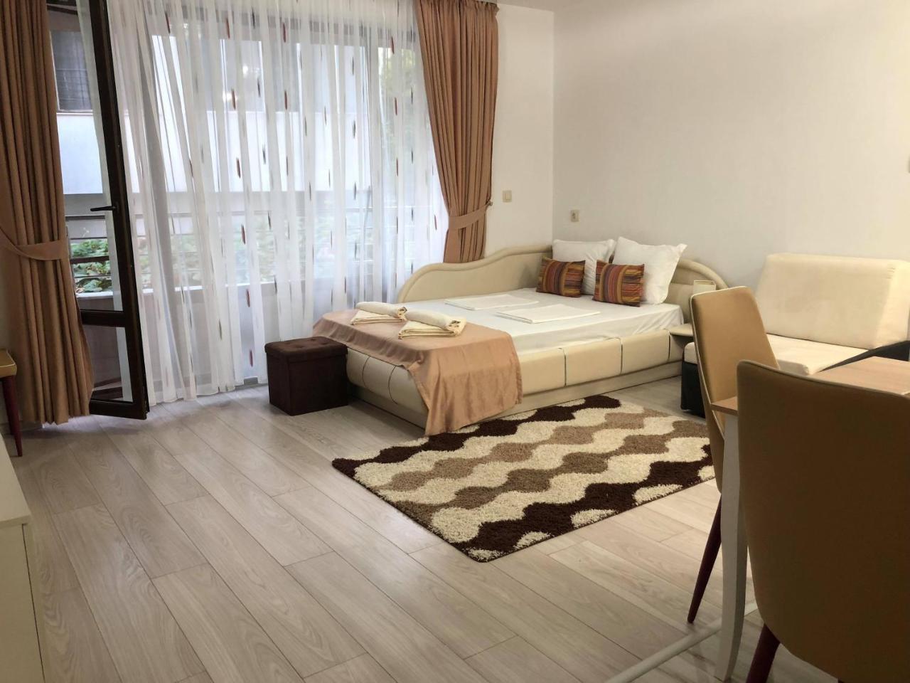 Apartment Park Comfort ซันดันสกี ภายนอก รูปภาพ